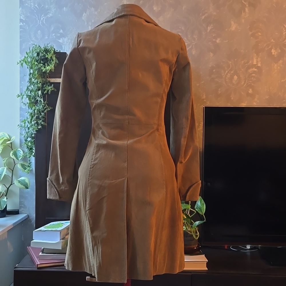 Vintage Y2K Tan Suede Button-Front Coat - Picture 3 of 16
